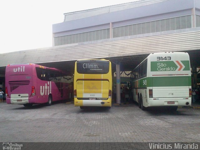 Viação Itapemirim 8103 na cidade de São José dos Campos, São Paulo, Brasil, por Vinicius Miranda. ID da foto: 1611464.