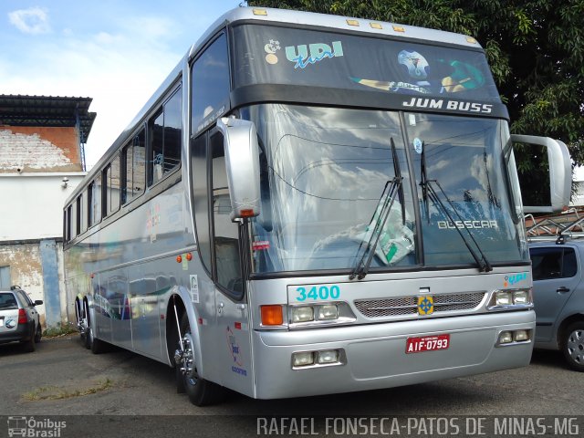 UDI Tur 3400 na cidade de Patos de Minas, Minas Gerais, Brasil, por RAFAEL  JUNIO FONSECA. Número da foto: #1614488.