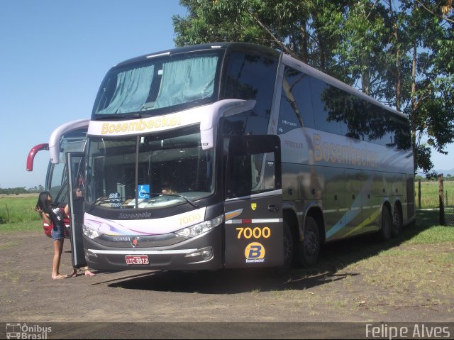 Bosembecker 7000 na cidade de Capão da Canoa, Rio Grande do Sul, Brasil, por Felipe Alves. Número da foto: #1616721.