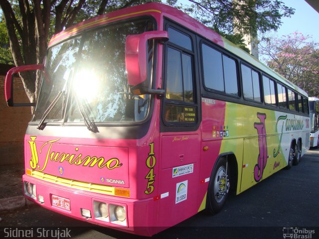JJ Turismo 1045 na cidade de Aparecida, São Paulo, Brasil, por Sidnei Machado Strujak. Número da foto: #1619031.