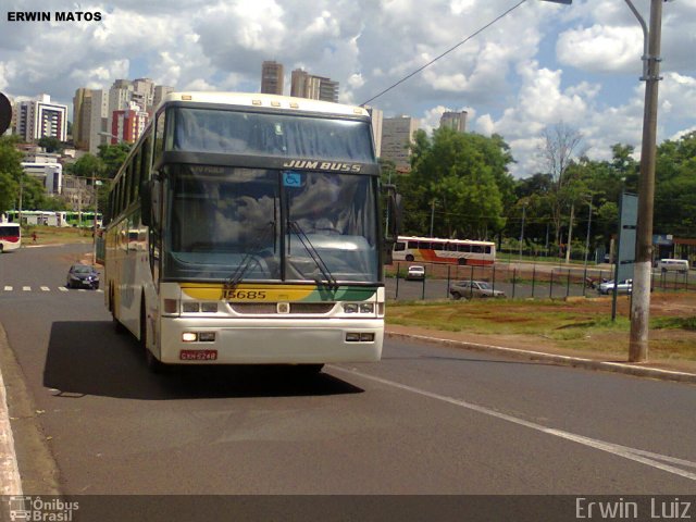 Empresa Gontijo de Transportes 15685 na cidade de Ribeirão Preto, São Paulo, Brasil, por Erwin  Luiz. Número da foto: #1621942.