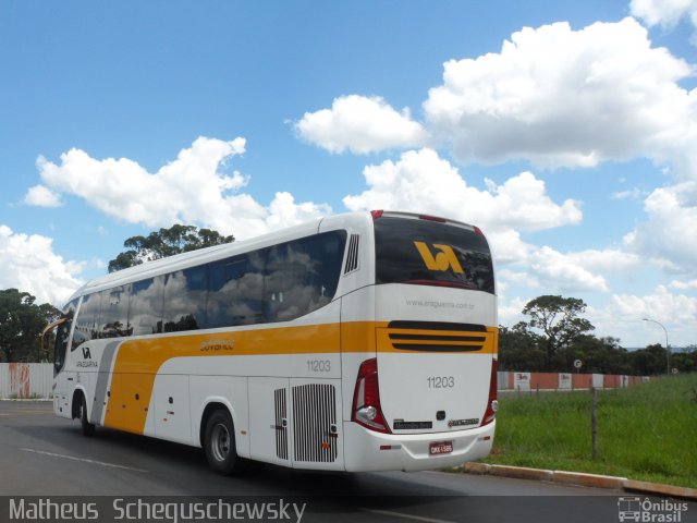 Viação Araguarina 11203 na cidade de Brasília, Distrito Federal, Brasil, por Matheus  Scheguschewsky. ID da foto: 1625484.