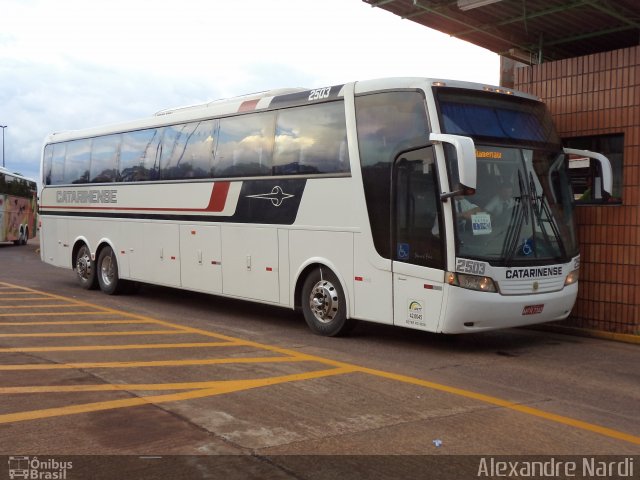 Auto Viação Catarinense 2503 na cidade de Cascavel, Paraná, Brasil, por Alexandre Rodrigo. Número da foto: #1628155.