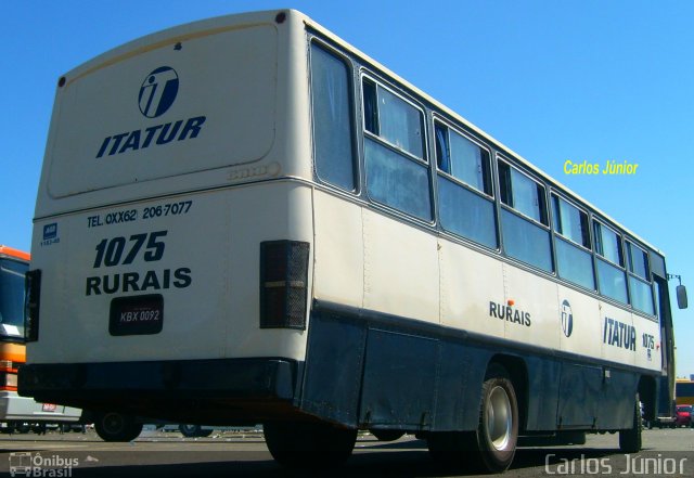 Itatur 1075 na cidade de Goiânia, Goiás, Brasil, por Carlos Júnior. ID da foto: 1629193.