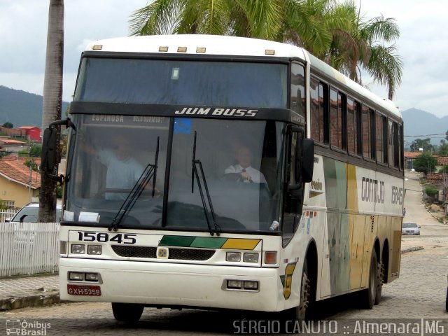 Empresa Gontijo de Transportes 15845 na cidade de Almenara, Minas Gerais, Brasil, por Sérgio Augusto Braga Canuto. ID da foto: 1630292.