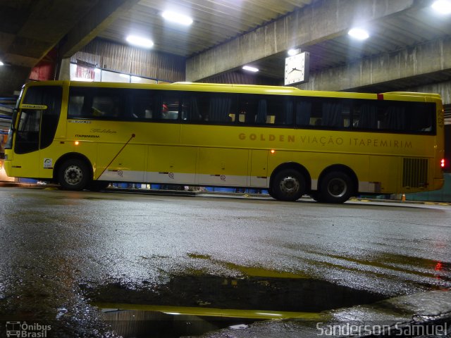 Viação Itapemirim 45279 na cidade de Curitiba, Paraná, Brasil, por Sanderson Samuel. Número da foto: #1633841.