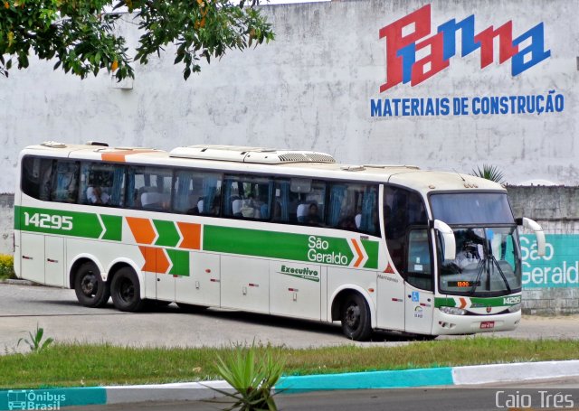 Cia. São Geraldo de Viação 14295 na cidade de Itamaraju, Bahia, Brasil, por Caio Trés. Número da foto: #1635747.