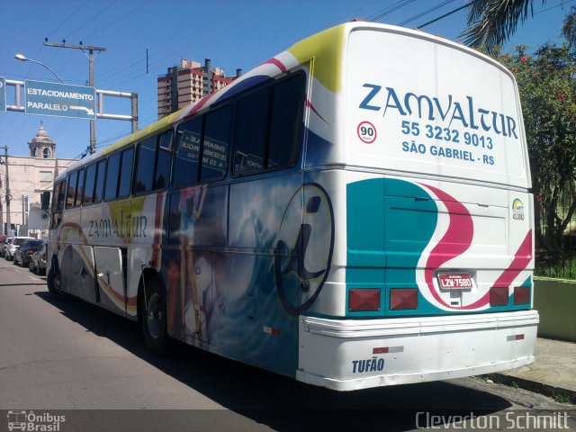 ZamValtur 2000 na cidade de Santa Maria, Rio Grande do Sul, Brasil, por Cleverton Schmitt. Número da foto: #1635802.
