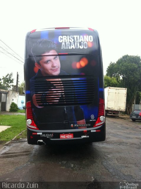 Cristiano Araújo 4221 na cidade de Curitiba, Paraná, Brasil, por Ricardo Zuin. Número da foto: #1635696.