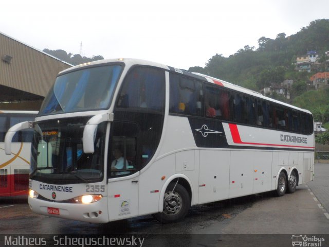 Auto Viação Catarinense 2355 na cidade de Santos, São Paulo, Brasil, por Matheus  Scheguschewsky. Número da foto: #1637727.