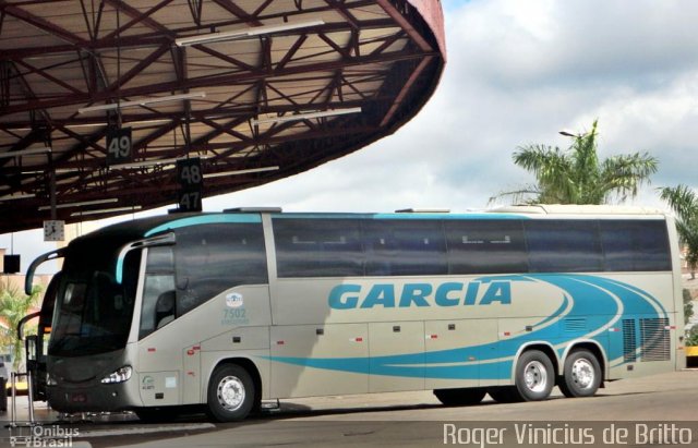 Viação Garcia 7502 na cidade de Londrina, Paraná, Brasil, por Roger Vinicius de Britto. Número da foto: #1585395.