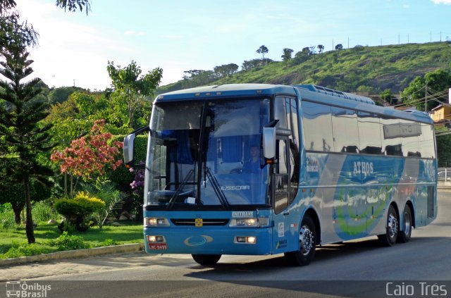 Ônibus Particulares Athos Turismo na cidade de Nanuque, Minas Gerais, Brasil, por Caio Trés. ID da foto: 1584804.