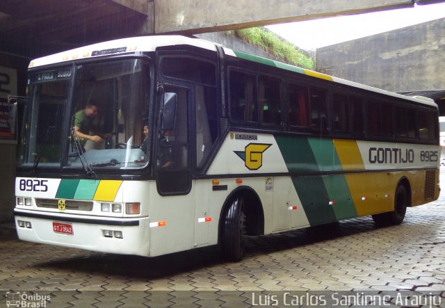 Empresa Gontijo de Transportes 8925 na cidade de Belo Horizonte, Minas Gerais, Brasil, por Luís Carlos Santinne Araújo. ID da foto: 1587727.