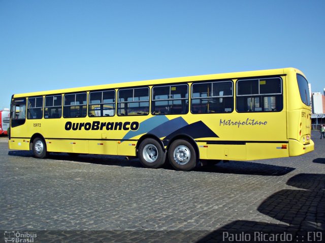 Viação Ouro Branco 15972 na cidade de Londrina, Paraná, Brasil, por Paulo Ricardo. Número da foto: #1589220.