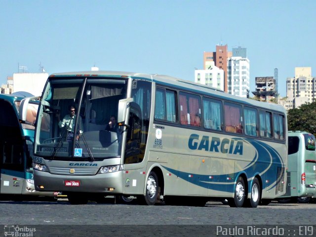 Viação Garcia 6558 na cidade de Londrina, Paraná, Brasil, por Paulo Ricardo. Número da foto: #1589232.