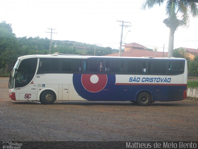 Viação São Cristóvão 1650 na cidade de Dores do Indaiá, Minas Gerais, Brasil, por Matheus de Melo Bento. Número da foto: #1589640.