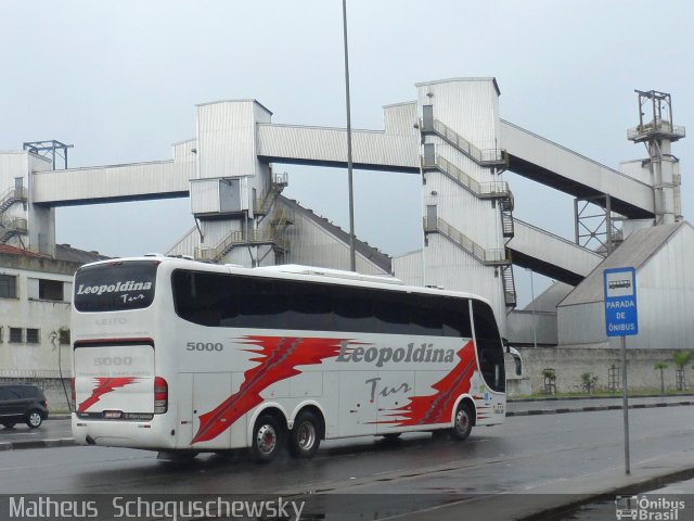Leopoldina Turismo 5000 na cidade de Santos, São Paulo, Brasil, por Matheus  Scheguschewsky. Número da foto: #1591831.