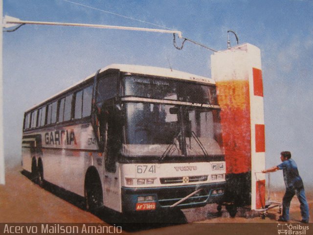 Viação Garcia 6741 na cidade de Londrina, Paraná, Brasil, por Mailson Amâncio. Número da foto: #1592769.