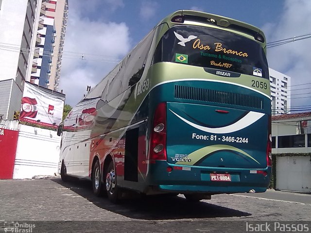 Asa Branca Turismo 2059 na cidade de Recife, Pernambuco, Brasil, por Isack Passos. Número da foto: #1592472.