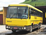 Viação Itapemirim 30043 na cidade de Paraíba do Sul, Rio de Janeiro, Brasil, por André Vitor  Silva dos Santos. Número da foto: #1592014.