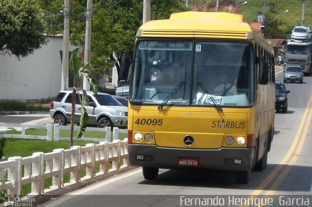 Viação Itapemirim 40095 na cidade de Teófilo Otoni, Minas Gerais, Brasil, por Fernando Henrique  Garcia. Número da foto: #1594047.