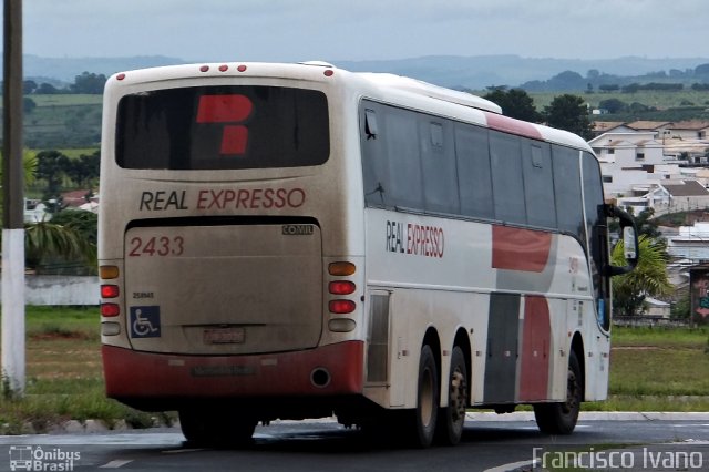 Real Expresso 2433 na cidade de Marília, São Paulo, Brasil, por Francisco Ivano. ID da foto: 1595762.