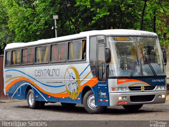Centauro Turismo 2200 na cidade de Belo Horizonte, Minas Gerais, Brasil, por Henrique Simões. Número da foto: #1639930.
