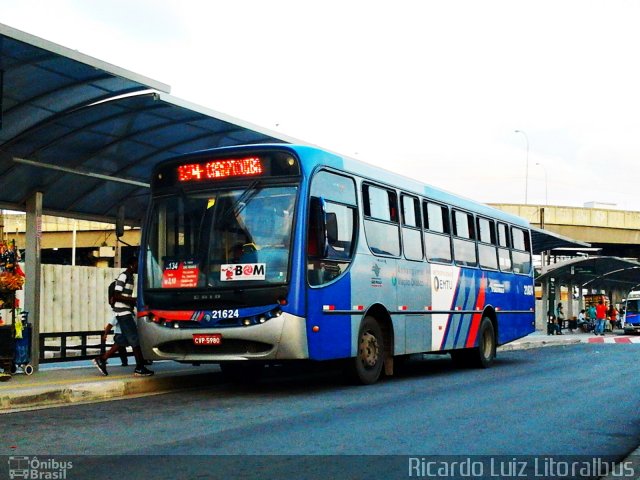 Viação Osasco 21.624 na cidade de Osasco, São Paulo, Brasil, por Ricardo Luiz. Número da foto: #1658729.