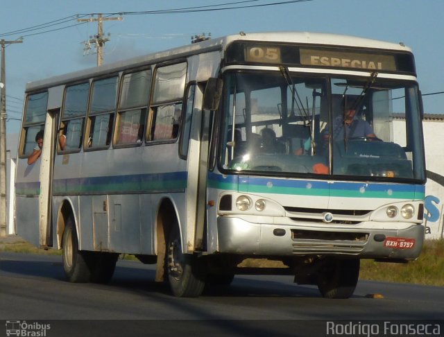 Ônibus Particulares 05 na cidade de Maceió, Alagoas, Brasil, por Rodrigo Fonseca. Número da foto: #1662663.