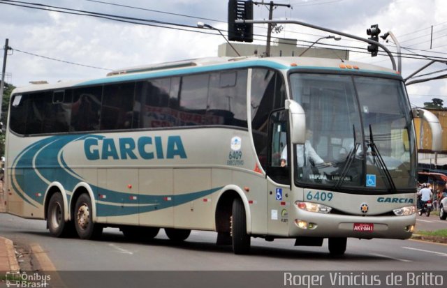 Viação Garcia 6409 na cidade de Londrina, Paraná, Brasil, por Roger Vinicius de Britto. ID da foto: 1661933.