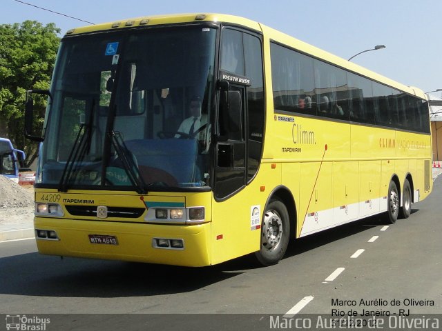 Viação Itapemirim 44209 na cidade de Rio de Janeiro, Rio de Janeiro, Brasil, por Marco Aurélio de Oliveira. Número da foto: #1667414.