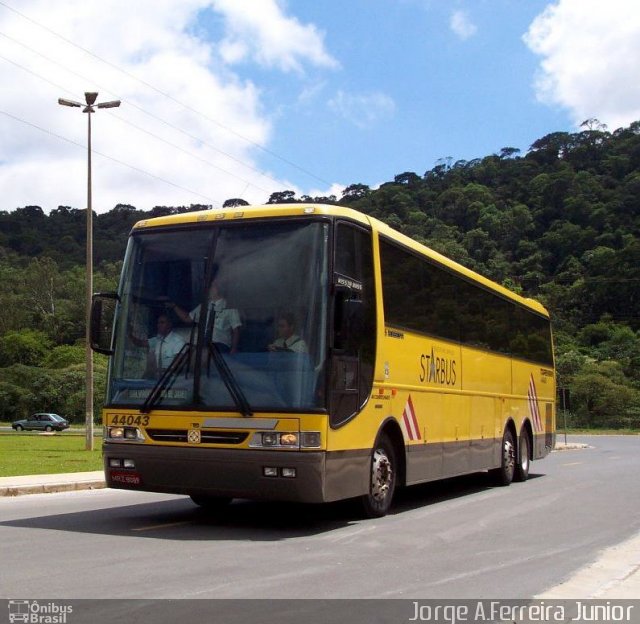 Viação Itapemirim 44043 na cidade de Juiz de Fora, Minas Gerais, Brasil, por Alexandre  Alvarenga. ID da foto: 1670330.