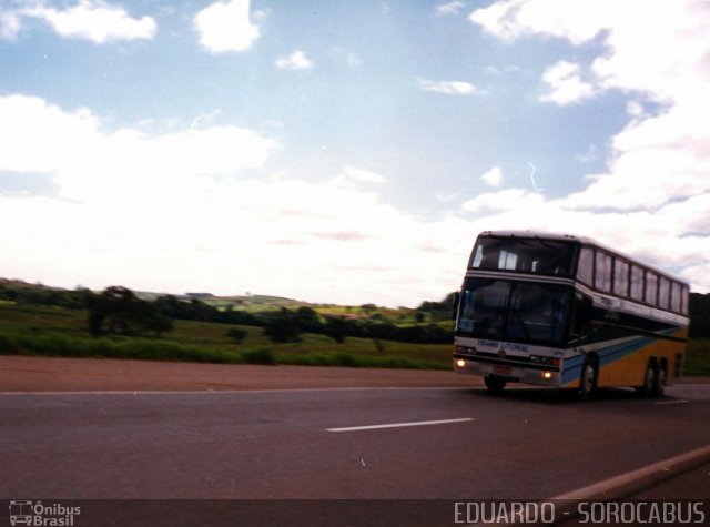 Translitoral 2701 na cidade de Pardinho, São Paulo, Brasil, por EDUARDO - SOROCABUS. ID da foto: 1670940.