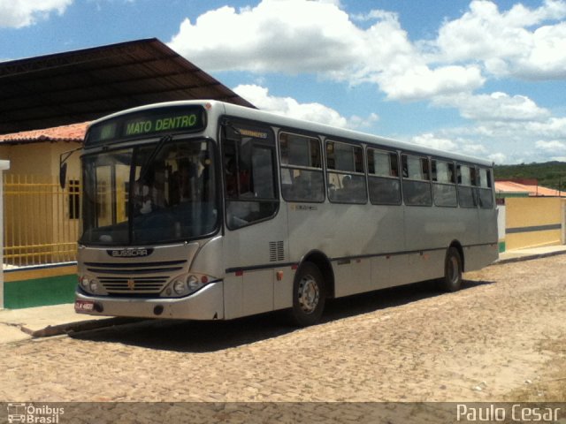 Ônibus Particulares 2120 na cidade de Canto do Buriti, Piauí, Brasil, por Paulo Cesar. Número da foto: #1672092.