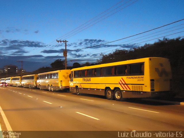 Viação Itapemirim 30075 na cidade de Vitória, Espírito Santo, Brasil, por Luiz Claudio . Número da foto: #1677072.