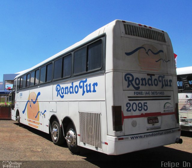 Rondotur Transportadora de Passageiros e Turismo 2095 na cidade de Cascavel, Paraná, Brasil, por Felipe  Dn. ID da foto: 1678082.