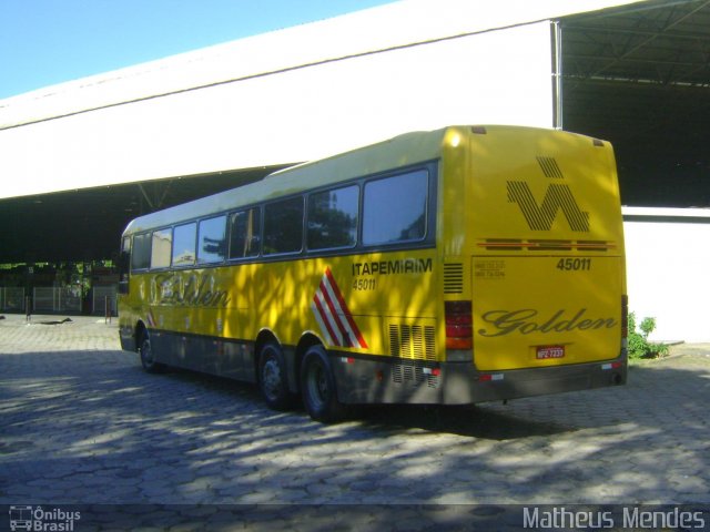 Viação Itapemirim 45011 na cidade de Vitória, Espírito Santo, Brasil, por Matheus Mendes. Número da foto: #1640846.