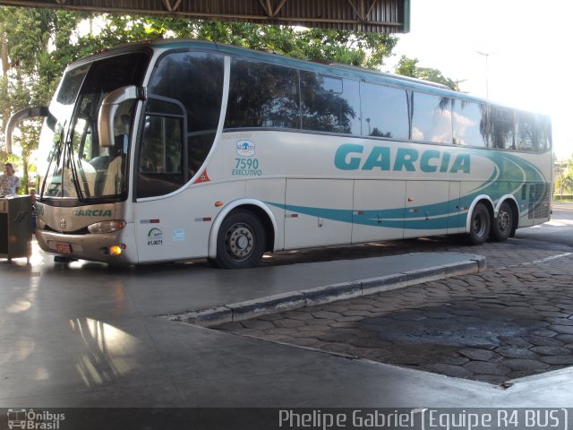 Viação Garcia 7590 na cidade de Bauru, São Paulo, Brasil, por Phelipe Gabriel Campos de Souza. Número da foto: #1641905.