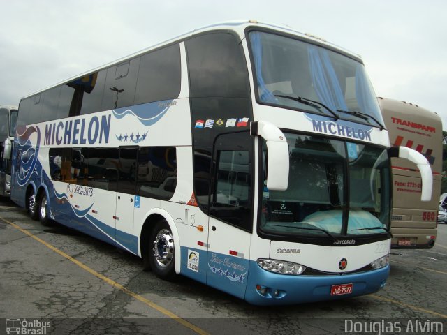 Michelon Turismo 2220 na cidade de Aparecida, São Paulo, Brasil, por Douglas Alvim. Número da foto: #1642733.