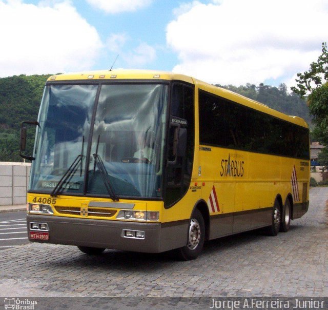 Viação Itapemirim 44065 na cidade de Juiz de Fora, Minas Gerais, Brasil, por Alexandre  Alvarenga. ID da foto: 1682626.