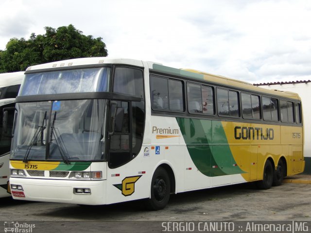 Empresa Gontijo de Transportes 15715 na cidade de Almenara, Minas Gerais, Brasil, por Sérgio Augusto Braga Canuto. ID da foto: 1686826.