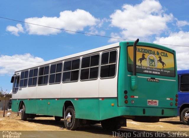 Ônibus Particulares  na cidade de Bom Jesus da Lapa, Bahia, Brasil, por Thiago Santos. ID da foto: 1692930.