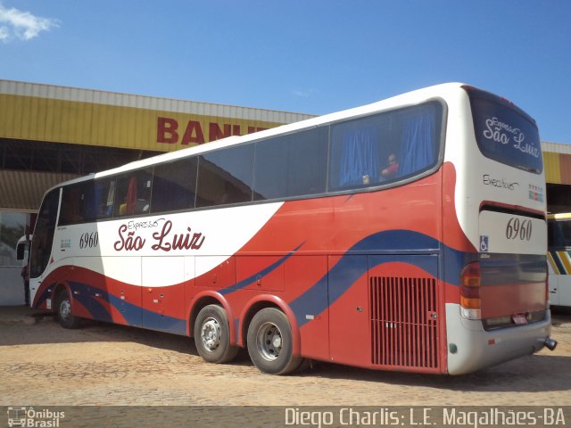 Expresso São Luiz 6960 na cidade de Luís Eduardo Magalhães, Bahia, Brasil, por Diego Charlis Coelho. Número da foto: #1693342.