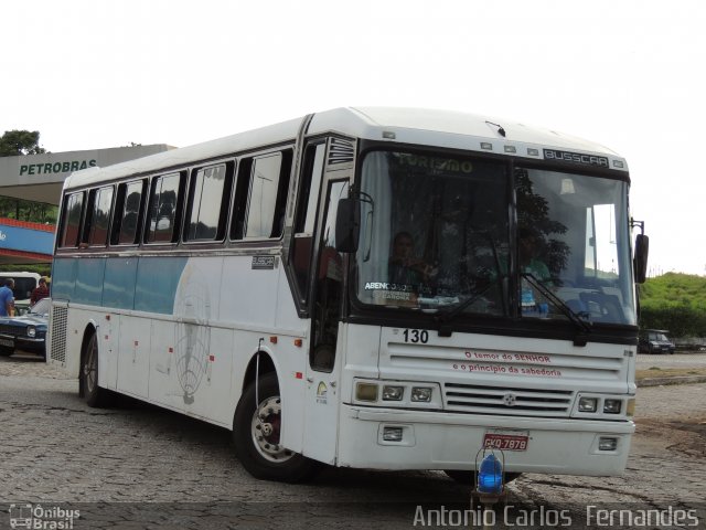 Ônibus Particulares 130 na cidade de João Monlevade, Minas Gerais, Brasil, por Antonio Carlos Fernandes. Número da foto: #1695998.