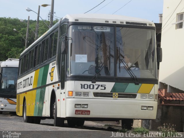 Empresa Gontijo de Transportes 10075 na cidade de Piúma, Espírito Santo, Brasil, por Julio Cesar Euzebio Alves. ID da foto: 1644360.