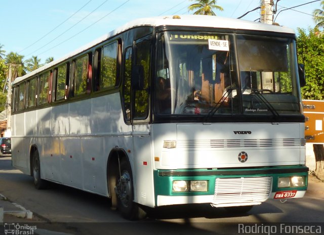 Ônibus Particulares 8337 na cidade de São Miguel dos Milagres, Alagoas, Brasil, por Rodrigo Fonseca. ID da foto: 1699972.