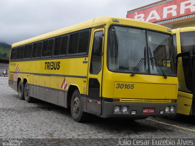 Viação Itapemirim 30165 na cidade de Manhuaçu, Minas Gerais, Brasil, por Julio Cesar Euzebio Alves. ID da foto: 1702290.