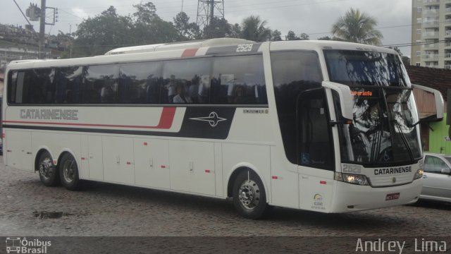 Auto Viação Catarinense 2529 na cidade de Joinville, Santa Catarina, Brasil, por Andrey  Lima. ID da foto: 1646473.