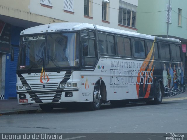 Ônibus Particulares 204 na cidade de Teresópolis, Rio de Janeiro, Brasil, por Diego Oliveira. ID da foto: 1647959.