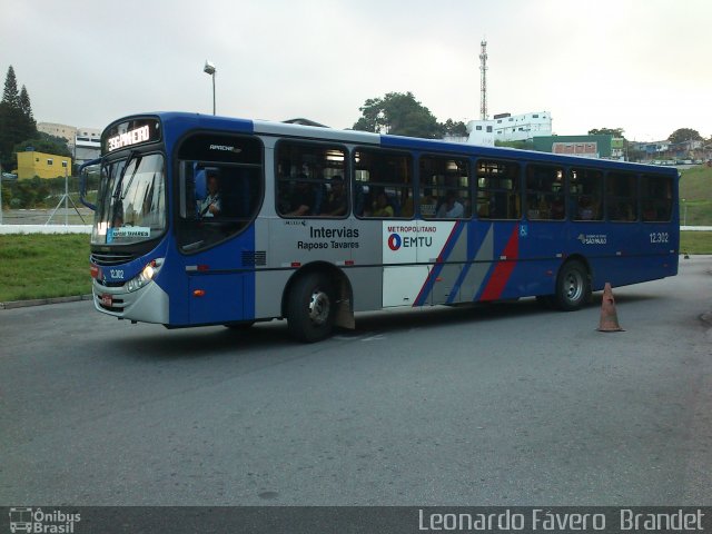 Auto Viação Bragança Metropolitana > Viação Raposo Tavares 12.302 na cidade de Cotia, São Paulo, Brasil, por Leonardo Fávero  Brandet. Número da foto: #1650841.